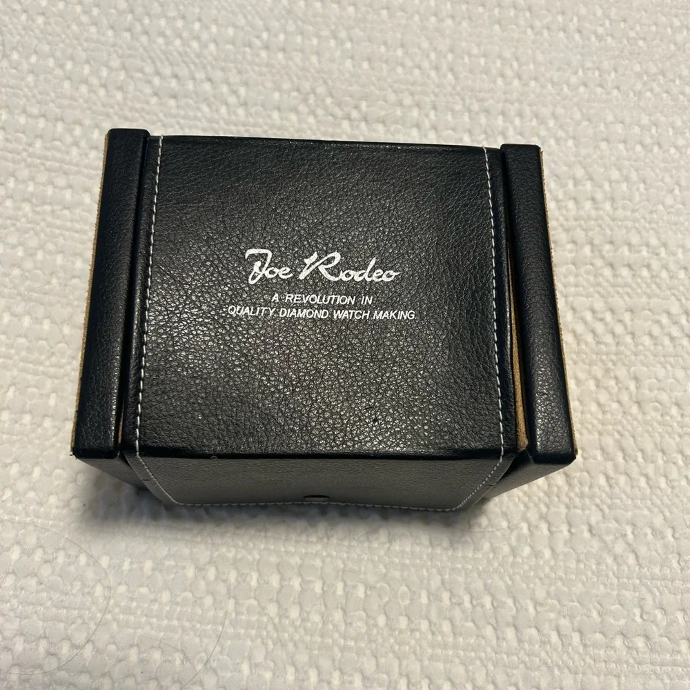 Joe Rodeo Diamond Watch – 3 Interchangeable Bands – Excellent Condition - Picture 2 of 4